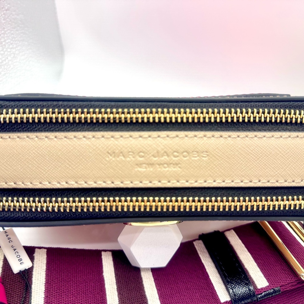 **SOLD**Marc Jacobs SnapShot Crossbody Bag NWT!! - Picture 7 of 16